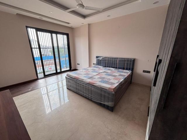 3 BHK Independent Builder Floor in Sector 52 for rent Gurgaon. The reference number is 21095286