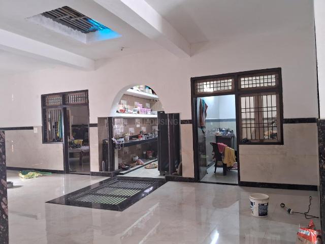 3 BHK Independent Builder Floor in Sector 51 for rent Noida. The reference number is 18759525