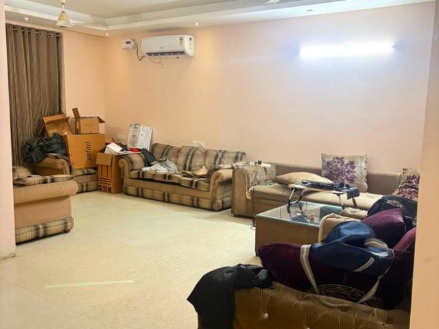 3 BHK Independent Builder Floor in Sector 52 for rent Gurgaon. The reference number is 20899848