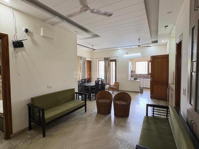 3 BHK Independent Builder Floor in Sector 52 for rent Gurgaon. The reference number is 20890659