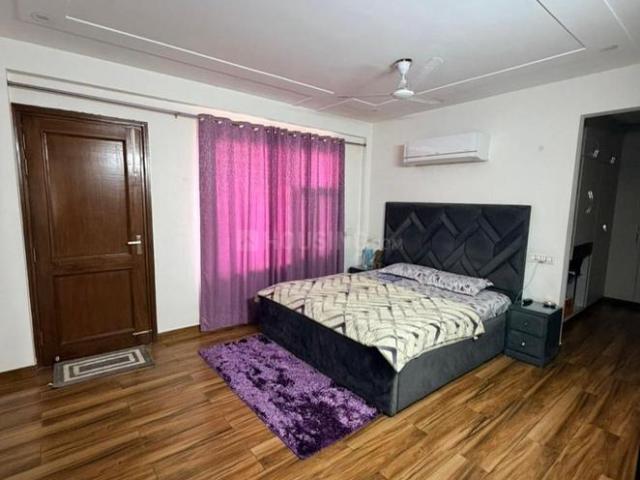 3 BHK Independent Builder Floor in Sector 52 for rent Gurgaon. The reference number is 21206142
