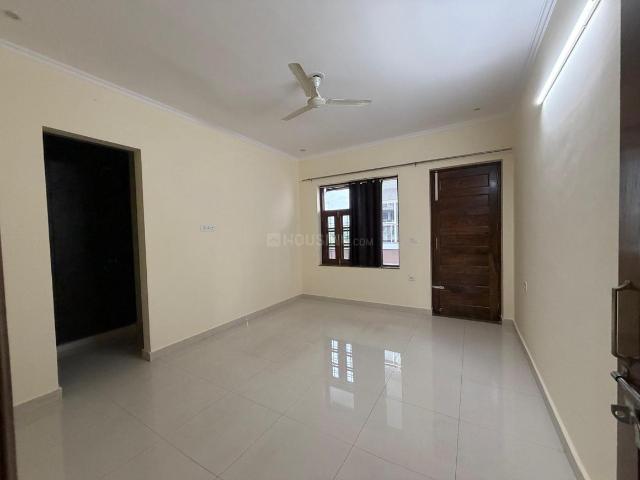 3 BHK Independent Builder Floor in Sector 52 for rent Gurgaon. The reference number is 21225510
