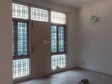 3 BHK Independent Builder Floor in Sector 57 for rent Gurgaon. The reference number is 15334805