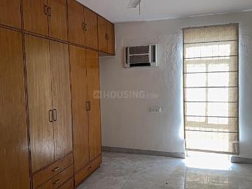 3 BHK Independent Builder Floor in Sector 54 for rent Gurgaon. The reference number is 19019068