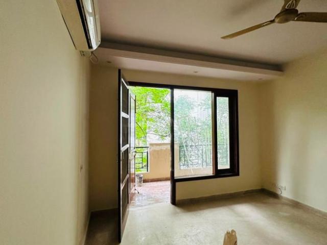 3 BHK Independent Builder Floor in Sector 55 for rent Gurgaon. The reference number is 21214505
