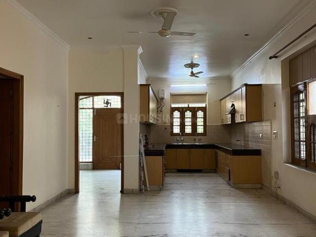 3 BHK Independent Builder Floor in Sector 56 for rent Gurgaon. The reference number is 20338209