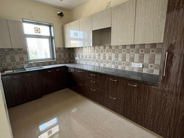 3 BHK Independent Builder Floor in Sector 5 for rent Gurgaon. The reference number is 20409674