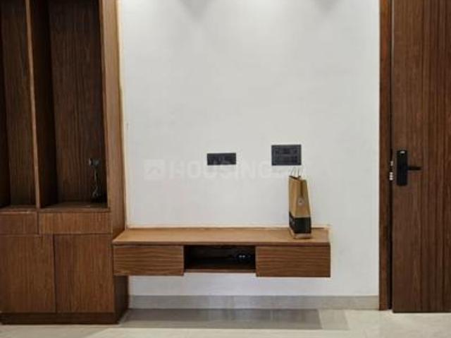 3 BHK Independent Builder Floor in Sector 63 for resale Gurgaon. The reference number is 21171739