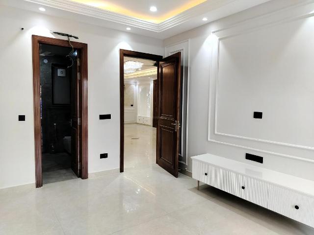 3 BHK Independent Builder Floor in Sector 67 for resale Gurgaon. The reference number is 18065251
