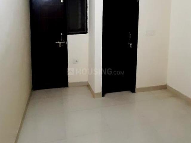 3 BHK Independent Builder Floor in Sector 6 Dwarka for rent New Delhi. The reference number is 21170965
