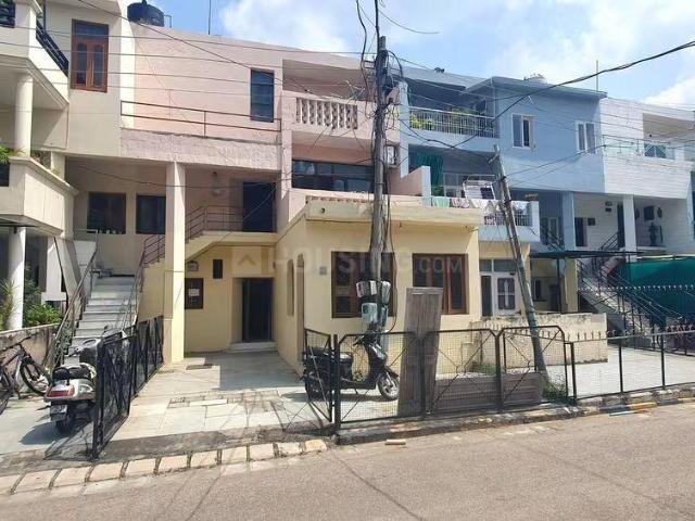3 BHK Independent Builder Floor in Sector 70 for resale Mohali. The reference number is 21075715