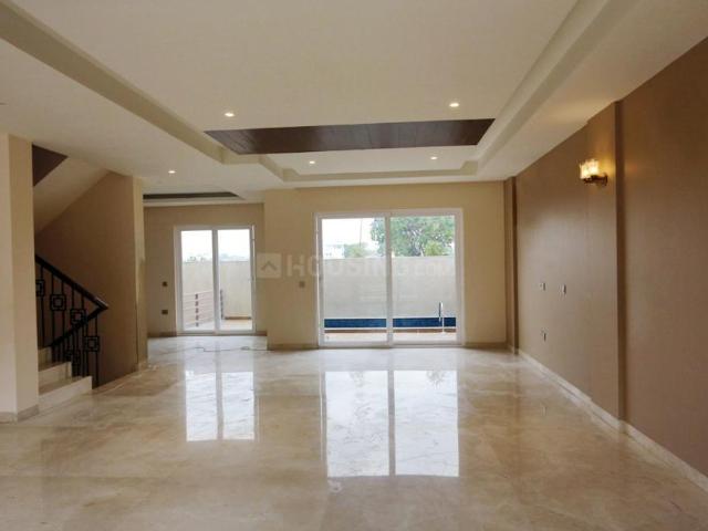 3 BHK Independent Builder Floor in Sector 70A for resale Gurgaon. The reference number is 18474172