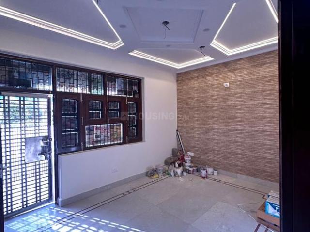 3 BHK Independent Builder Floor in Sector 7 Rohini for rent New Delhi. The reference number is 20963816