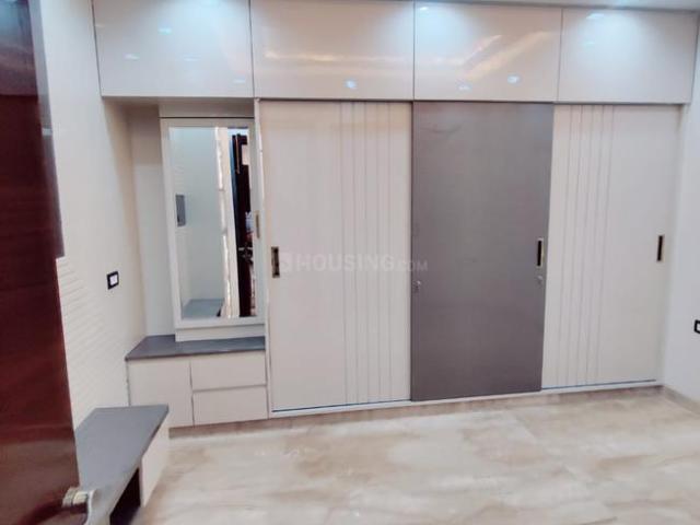 3 BHK Independent Builder Floor in Sector 7 Rohini for rent New Delhi. The reference number is 20035443