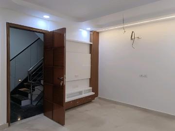 3 BHK Independent Builder Floor in Sector 7 Rohini for resale New Delhi. The reference number is 19394000