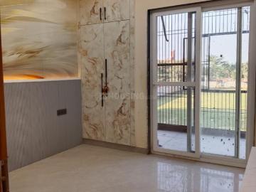3 BHK Independent Builder Floor in Sector 83 for resale Faridabad. The reference number is 20194978