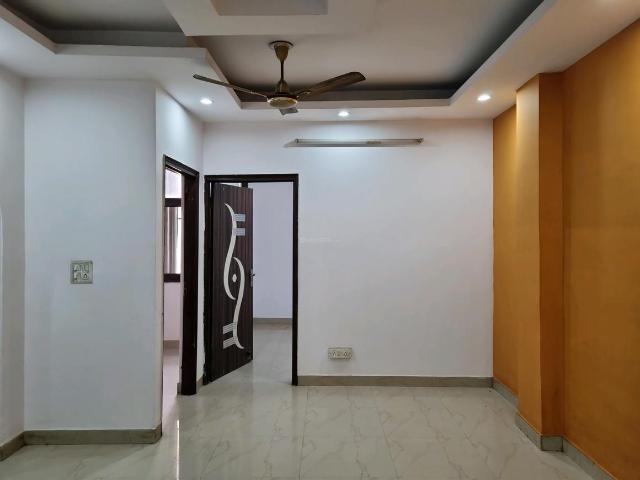 3 BHK Independent Builder Floor in Sector 8 Dwarka for rent New Delhi. The reference number is 10823392