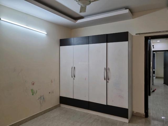 3 BHK Independent Builder Floor in Sector 8 Dwarka for rent New Delhi. The reference number is 19667734