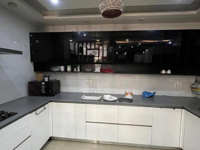 3 BHK Independent Builder Floor in Sector 8 Dwarka for rent New Delhi. The reference number is 20468891