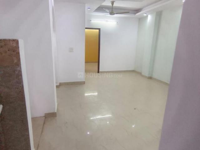 3 BHK Independent Builder Floor in Sector 8 Dwarka for rent New Delhi. The reference number is 20472302