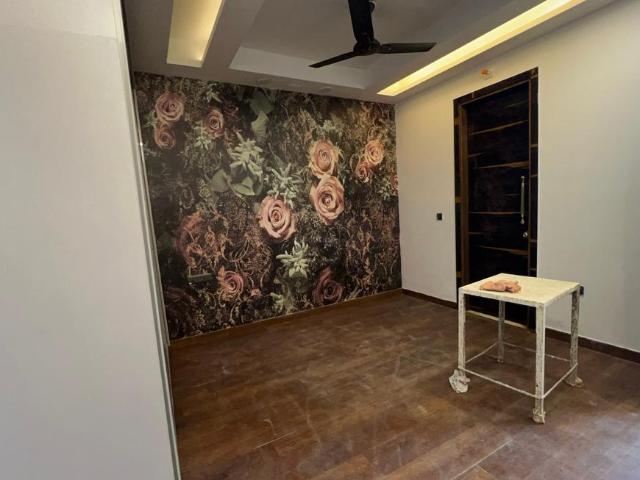 3 BHK Independent Builder Floor in Sector 8 Dwarka for resale New Delhi. The reference number is 20767357