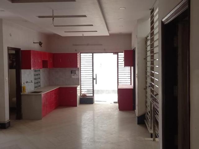 3 BHK Independent Builder Floor in Sector 8 for rent Faridabad. The reference number is 20929038