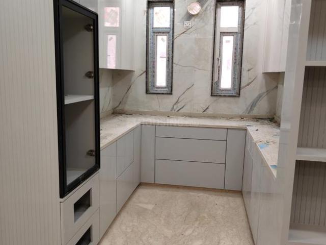 3 BHK Independent Builder Floor in Sector 8 Rohini for resale New Delhi. The reference number is 18990868
