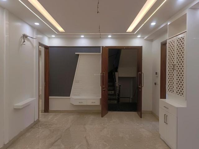 3 BHK Independent Builder Floor in Sector 8 Rohini for resale New Delhi. The reference number is 20297025