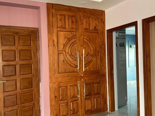 3 BHK Independent Builder Floor in Sector 92 for rent Gurgaon. The reference number is 20246558