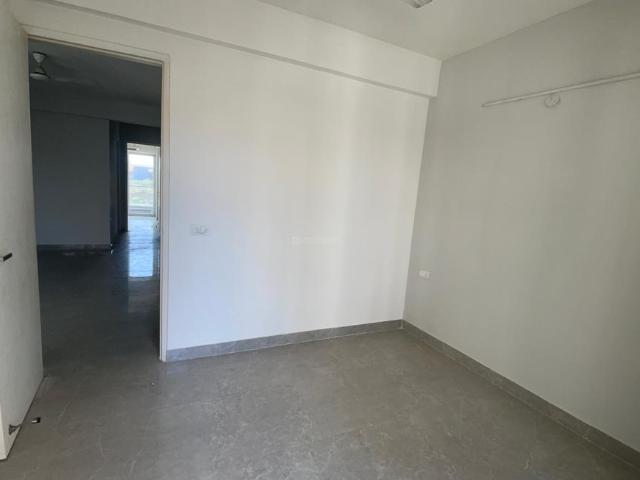 3 BHK Independent Builder Floor in Sector 92 for rent Gurgaon. The reference number is 21242124