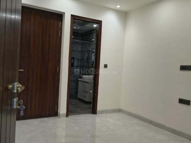 3 BHK Independent Builder Floor in Sector 100 for rent Noida. The reference number is 21195054