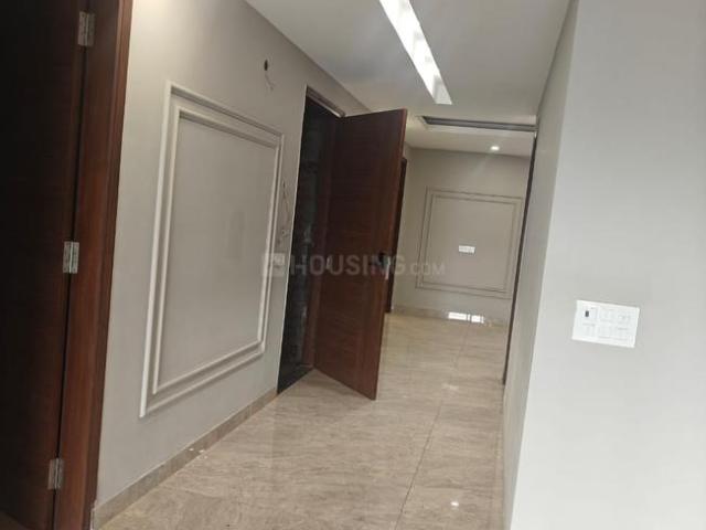 3 BHK Independent Builder Floor in Sector 105 for rent Noida. The reference number is 17284553