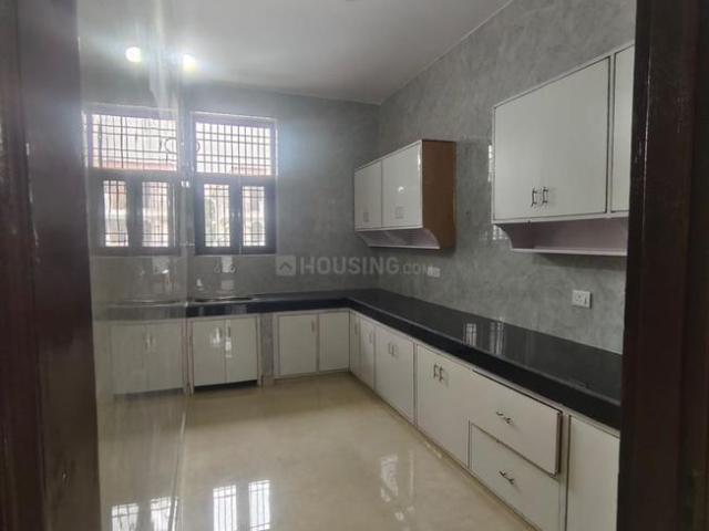 3 BHK Independent Builder Floor in Sector 105 for rent Noida. The reference number is 20874994