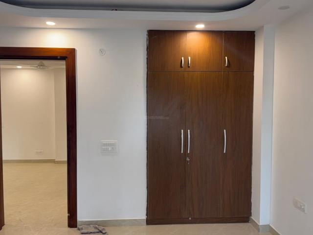 3 BHK Independent Builder Floor in Sector 10A for rent Gurgaon. The reference number is 20789695