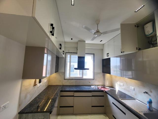 3 BHK Independent Builder Floor in Sector 10A for rent Gurgaon. The reference number is 21110230