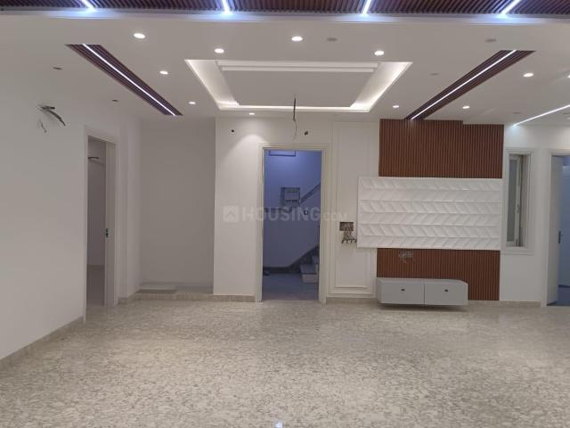 3 BHK Independent Builder Floor in Sector 11 Rohini for resale New Delhi. The reference number is 20796373