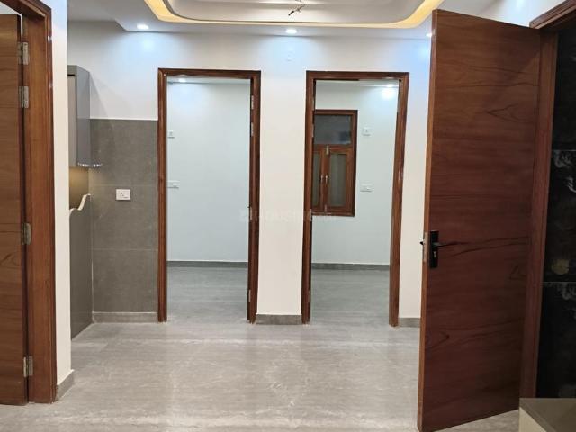 3 BHK Independent Builder Floor in Sector 11 Rohini for resale New Delhi. The reference number is 20797917