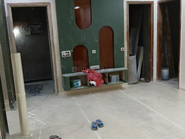 3 BHK Independent Builder Floor in Sector 11 Rohini for resale New Delhi. The reference number is 21365568