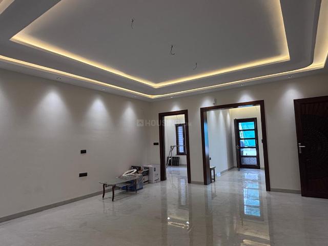 3 BHK Independent Builder Floor in Sector 17 for rent Faridabad. The reference number is 20597721