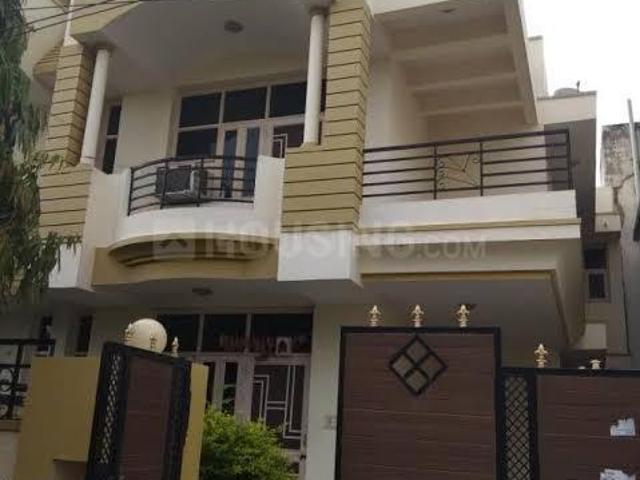 3 BHK Independent Builder Floor in Sector 14 for rent Rohtak. The reference number is 9745554
