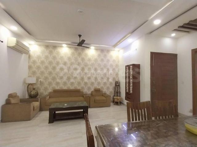 3 BHK Independent Builder Floor in Sector 15 for rent Faridabad. The reference number is 20964684