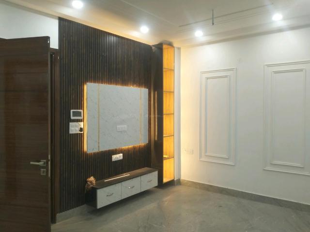 3 BHK Independent Builder Floor in Sector 16 Rohini for resale New Delhi. The reference number is 20909646