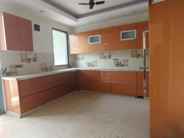 3 BHK Independent Builder Floor in Sector 19 Dwarka for rent New Delhi. The reference number is 20751075
