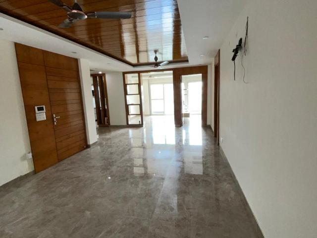3 BHK Independent Builder Floor in Sector 23 for rent Gurgaon. The reference number is 21042944