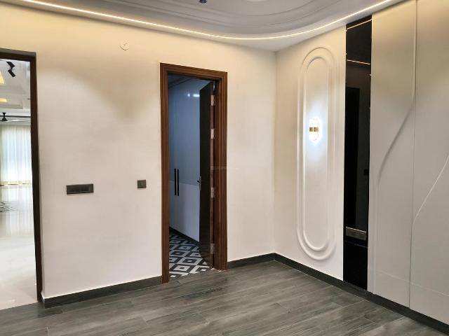 3 BHK Independent Builder Floor in Sector 23 for resale Gurgaon. The reference number is 18428413