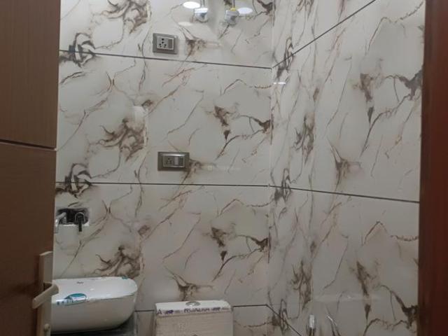 3 BHK Independent Builder Floor in Sector 23 Rohini for resale New Delhi. The reference number is 21277641