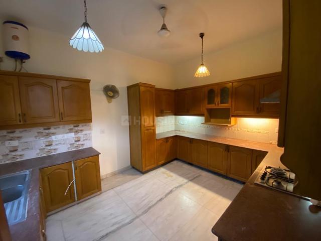 3 BHK Independent Builder Floor in Sector 21 for rent Gurgaon. The reference number is 18553549