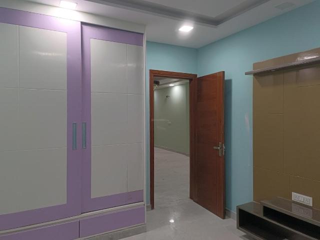3 BHK Independent Builder Floor in Sector 21 Rohini for resale New Delhi. The reference number is 19917281