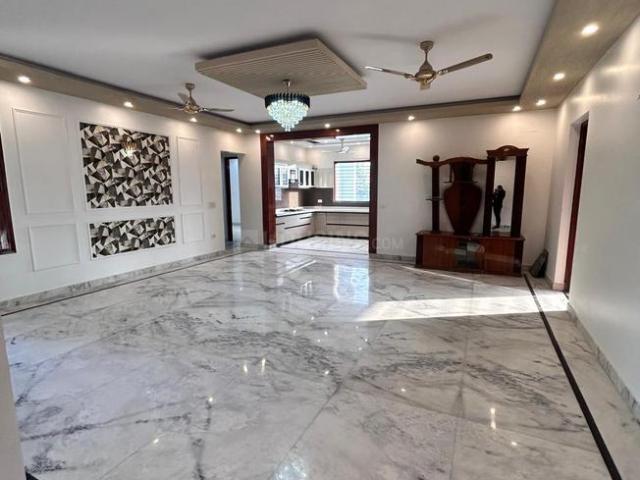 3 BHK Independent Builder Floor in Sector 21C for rent Faridabad. The reference number is 20900044