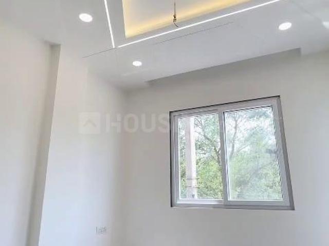 3 BHK Independent Builder Floor in Sector 22 Rohini for rent New Delhi. The reference number is 21116306